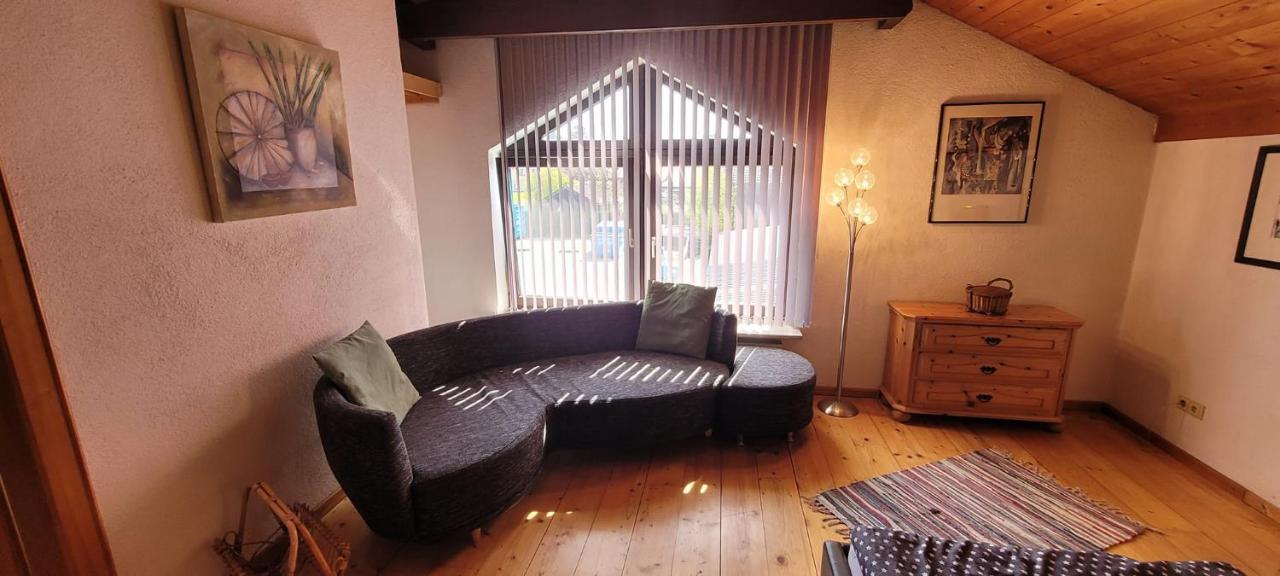 Ferienzimmer / Monteurzimmer Ноймаркт ам Валерзее Екстериор снимка