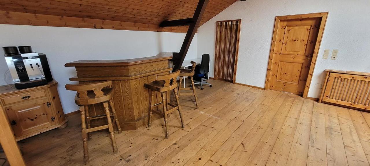 Ferienzimmer / Monteurzimmer Ноймаркт ам Валерзее Екстериор снимка